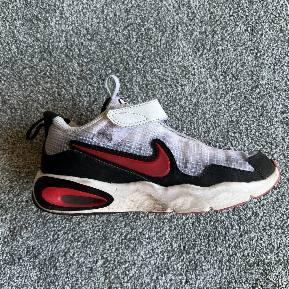 Nike Air Max INTRLK Lite White Black Red FN4459-102 Kids Size 3Y Shoes
